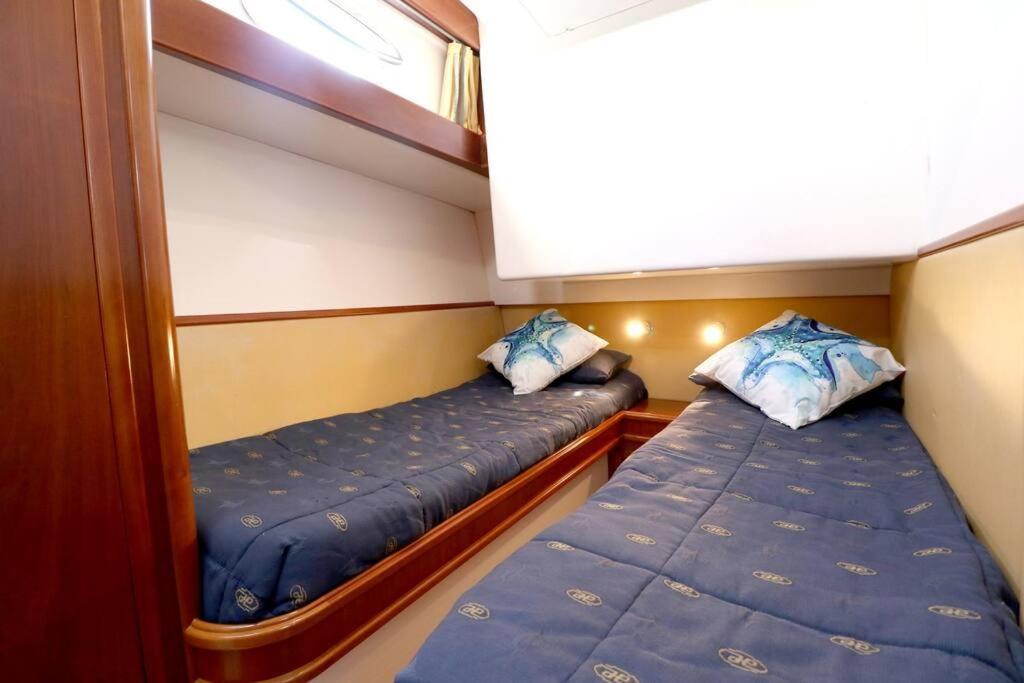 Private Yacht, We Love Our Guests 리스본 외부 사진