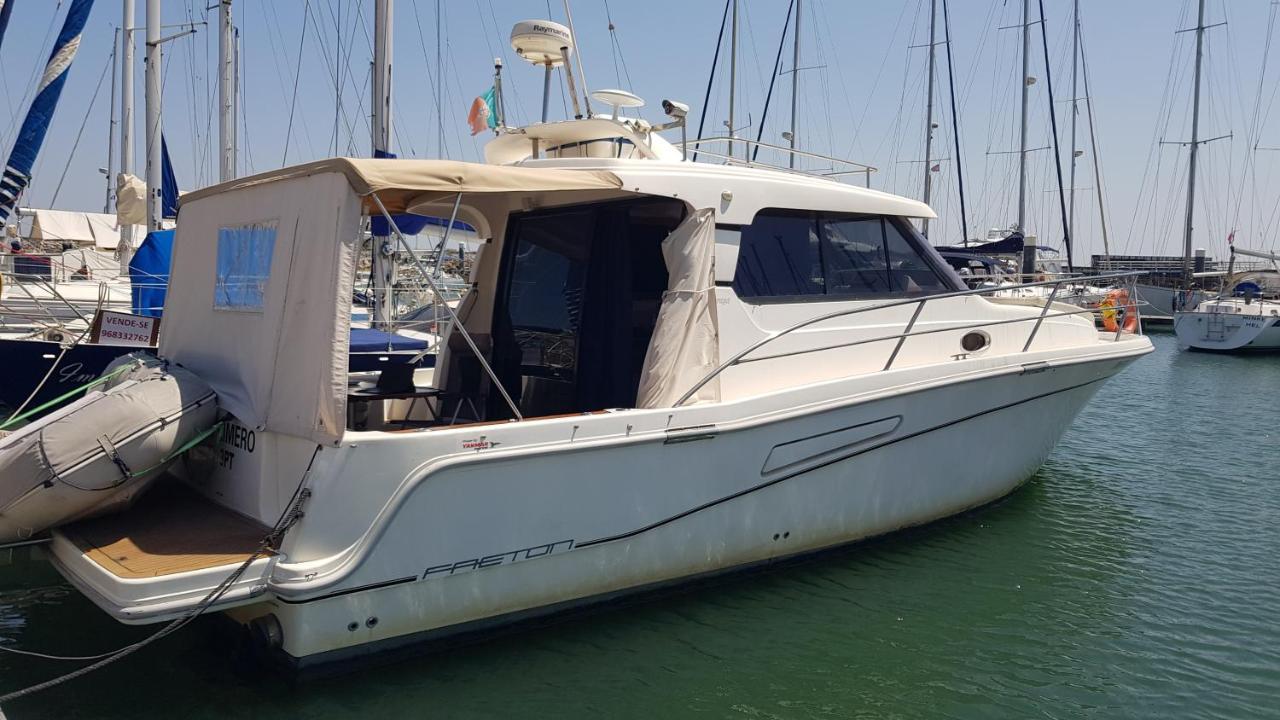 Private Yacht, We Love Our Guests 리스본 외부 사진