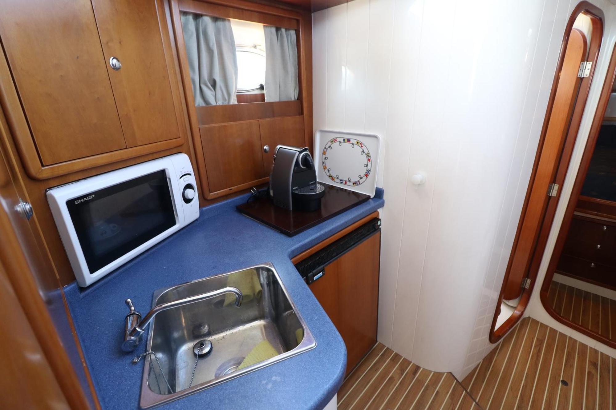 Private Yacht, We Love Our Guests 리스본 외부 사진